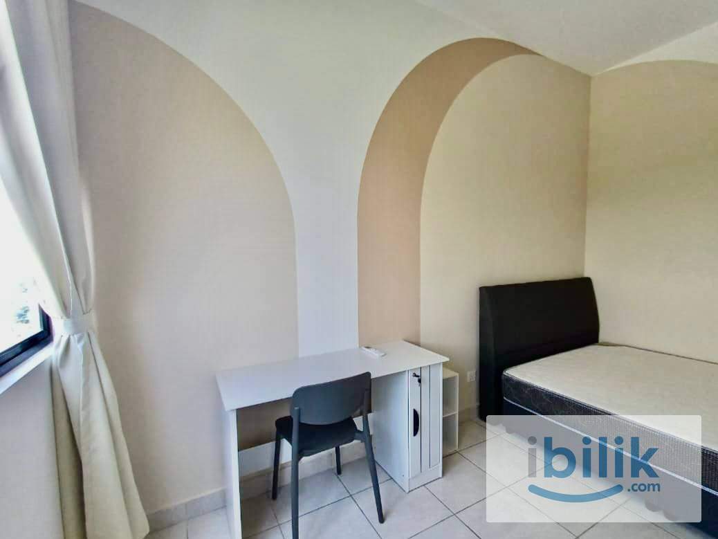 Female Master Room with Private Bathroom For Rent @ Youth City, Nilai, Negeri Sembilan - Image 3