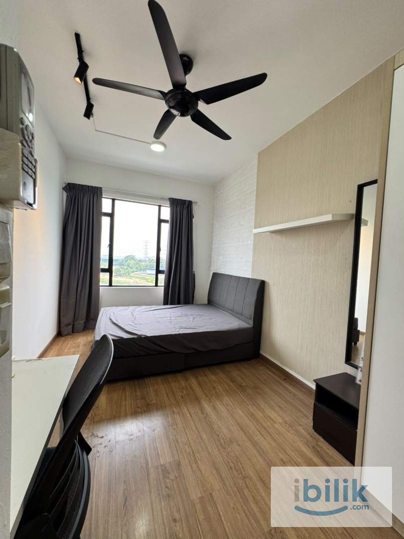 Master Room with Private Bathroom at The Green, 4, Jln Budiman 22/3, Seksyen 22, 40300 Shah Alam for Rent. - Image 2