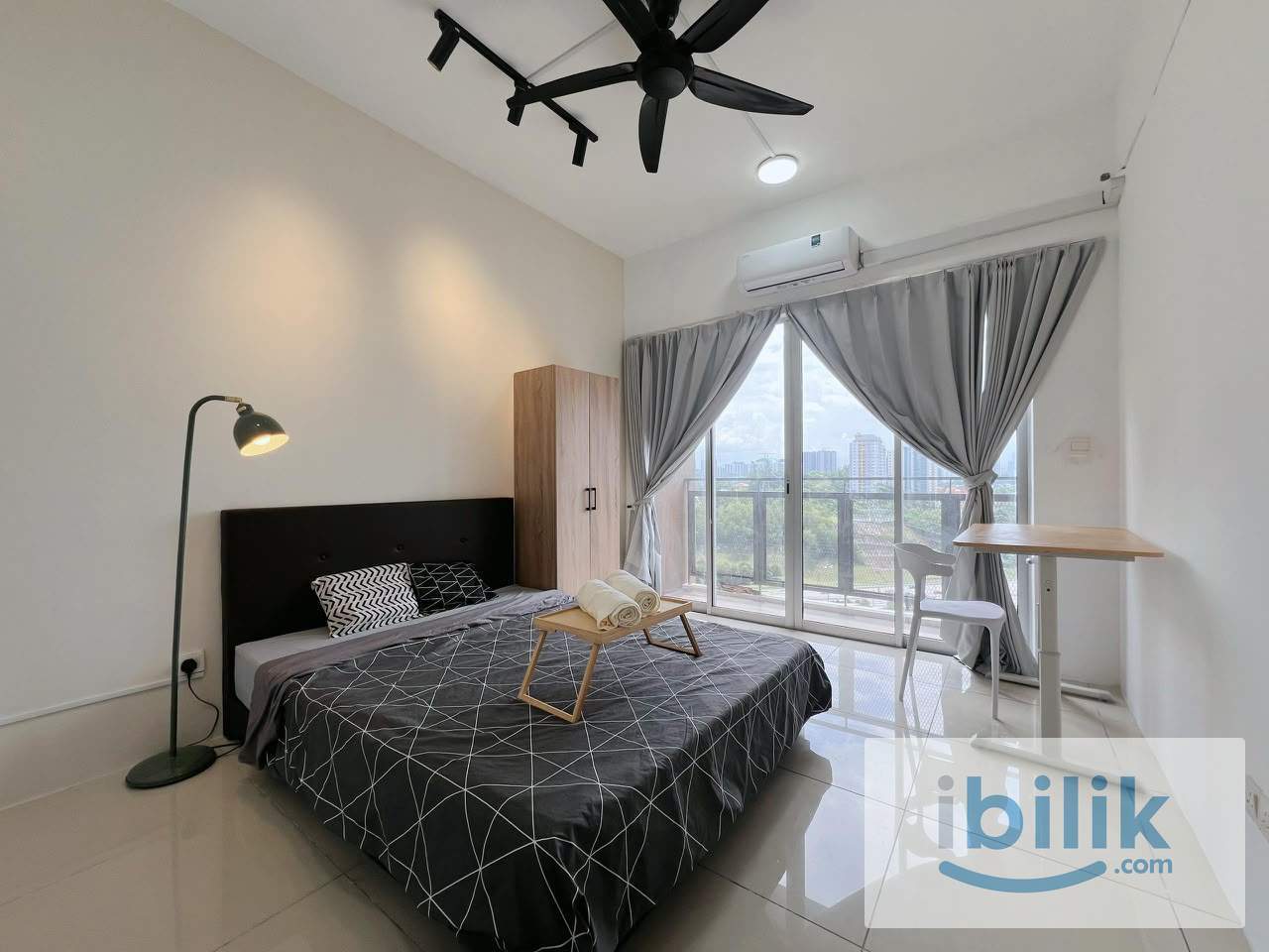 Balcony Room Platinum OUG Residence, Bukit OUG Bukit Jalil KL - Image 1