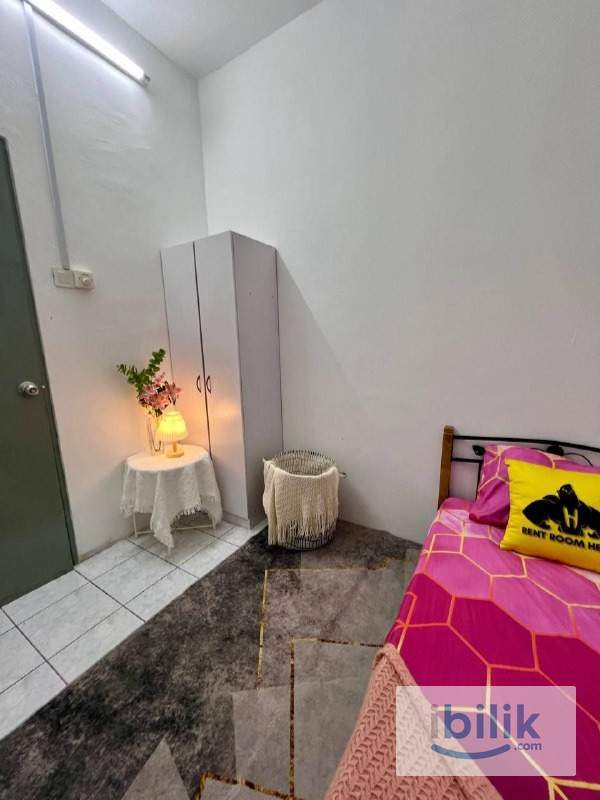 🏠 Bilik Sewa Single [Non-Sharing | tanpa tingkap] – Bandar Tasik Kesuma (Cendana), Beranang - Image 2