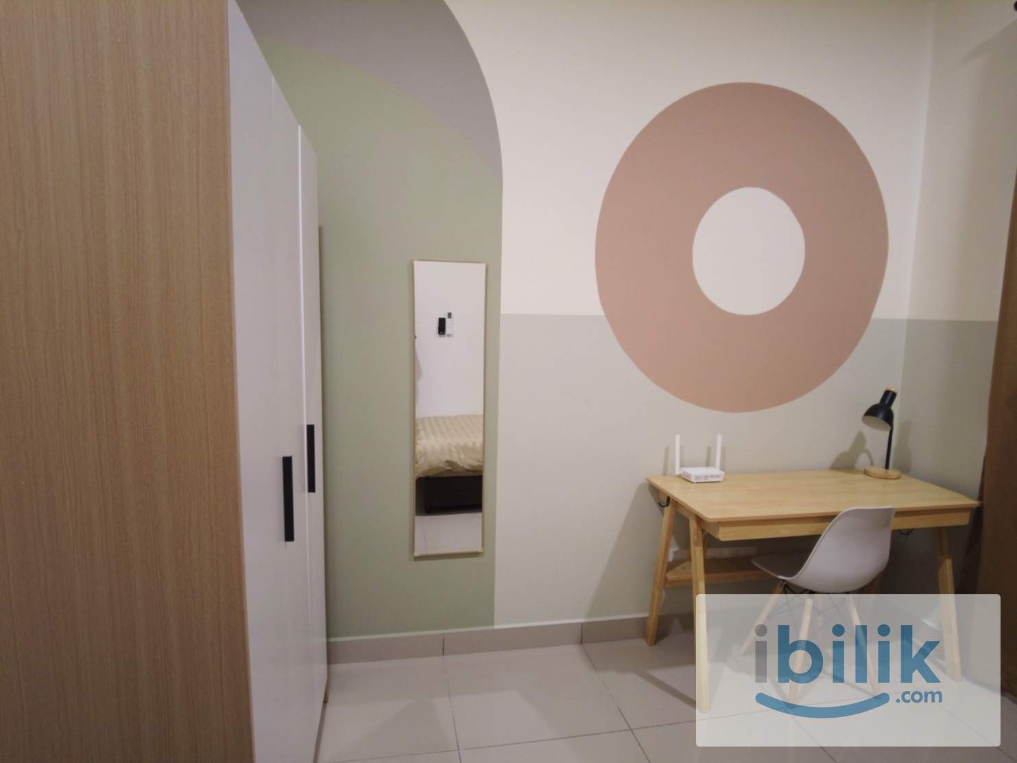 Fully Furnished Room Kajang | Direct Link Bridge to MRT & KTM | Muslim Female Only - Image 1