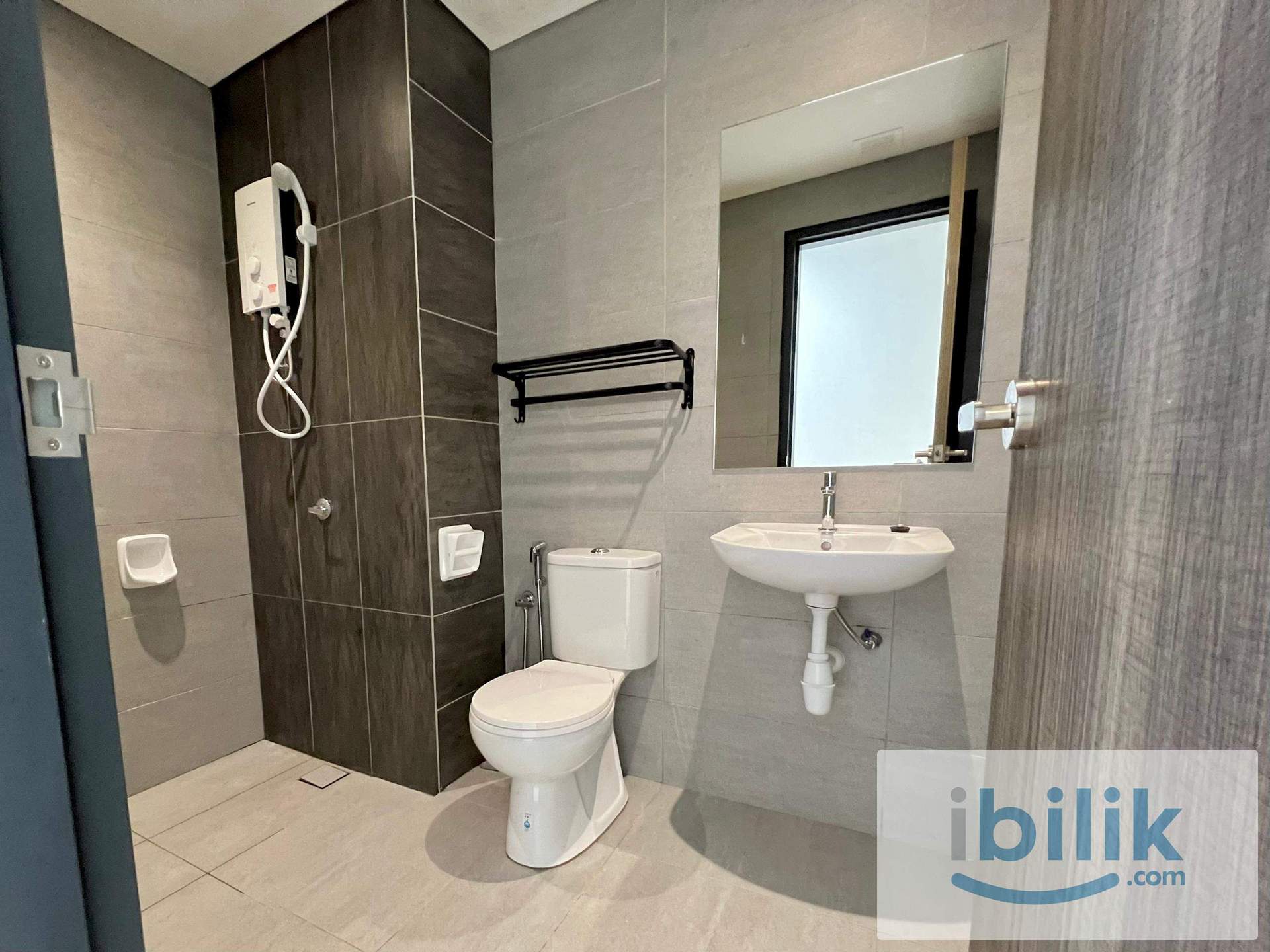 Master Rooms for Rent @ Edumetro @ Subang Jaya - Image 7