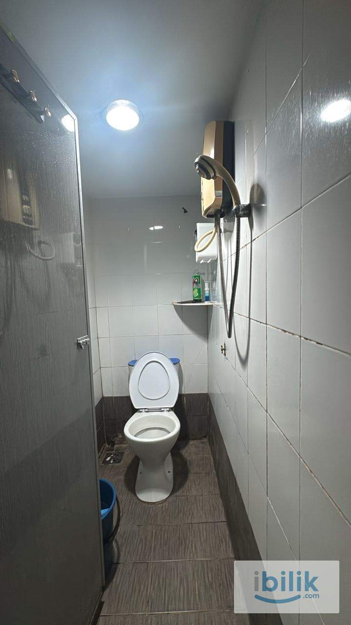 🔥 MASTER ROOM | QUEEN BED | PRIVATE BATHROOM | NEAR MRT 🔥 - Image 4