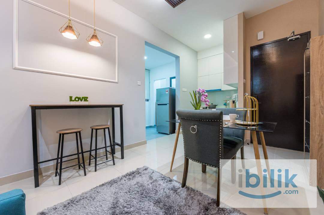 Room with Private Bathroom @ Lavile | Near MRT + Velocity - Image 5