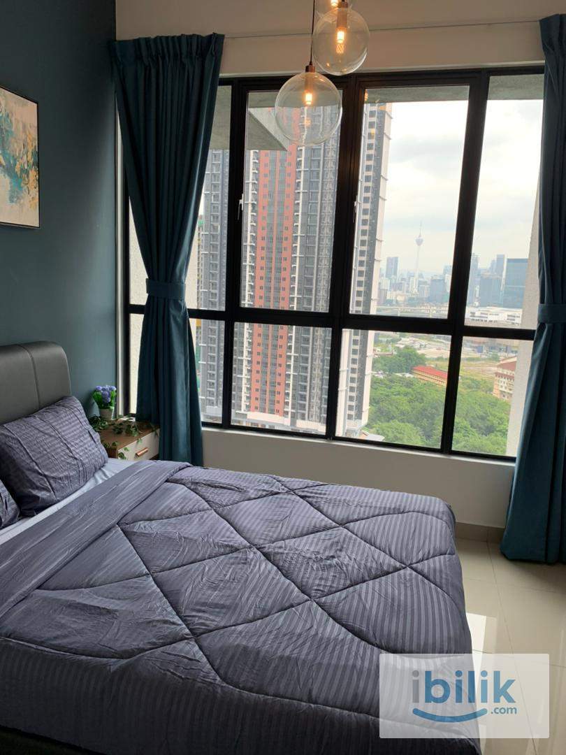 🏡 Master Room with Private Bathroom Near MRT Maluri 🚇 Stay @ Lavile Residence | Fully Furnished - Image 1