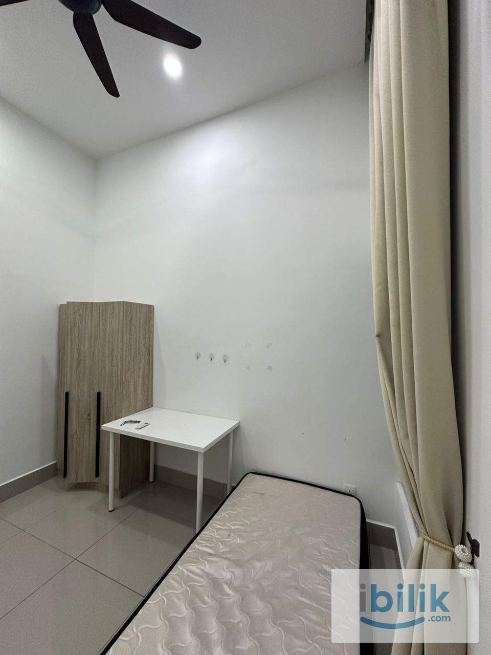 Middle Room for Rent Near Mid Valley & KL Eco City | Move In Ready - Image 2