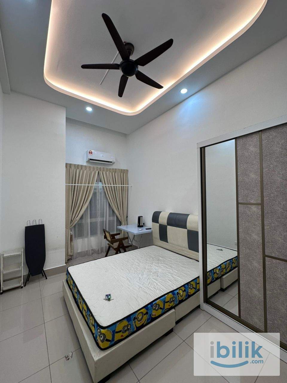 Spacious Master Room @ Razak City | 5min walk to LRT Salak Selatan | WiFi Included - Image 1