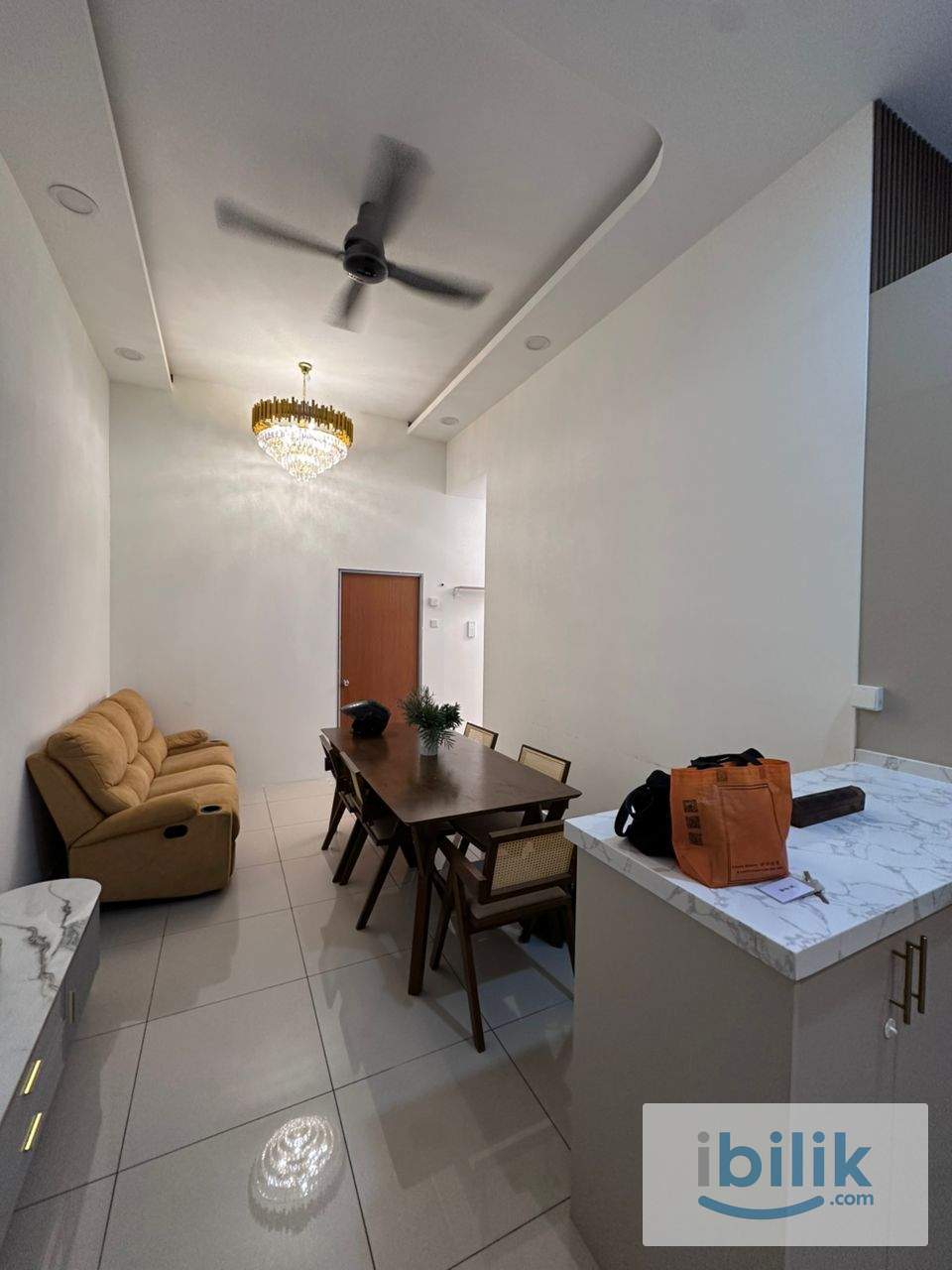 Spacious Master Room @ Razak City | 5min walk to LRT Salak Selatan | WiFi Included - Image 7