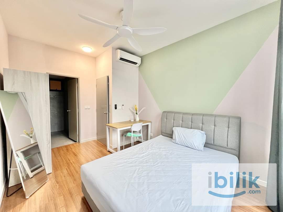 🔥 MASTER ROOM | WALK TO MRT TAMAN CONNAUGHT🔥 - Image 1