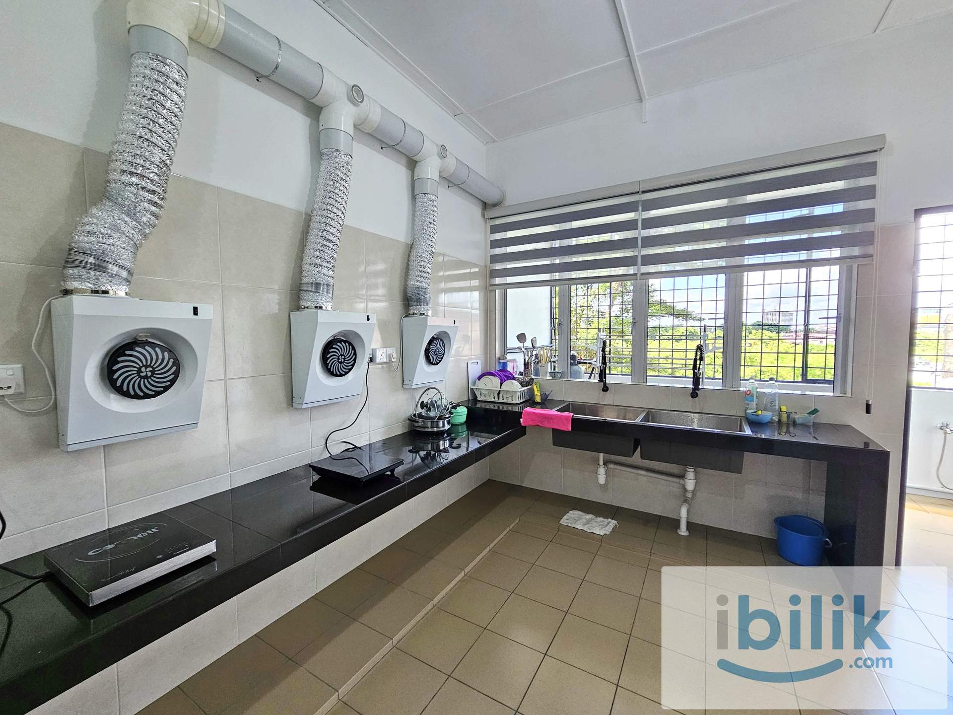 Newly Renovated Room 232C near ICOM Square, Hock Lee Centre Kuching - Image 5