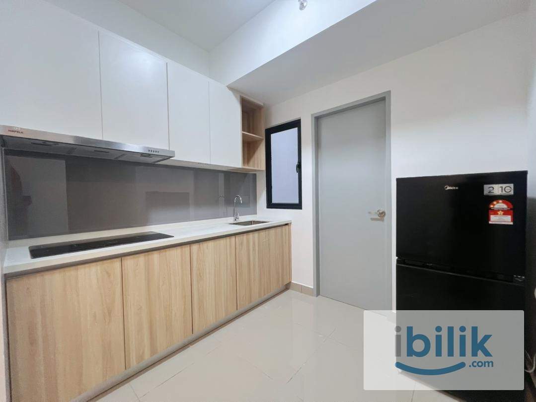 Kuala Lumpur @  Kepong Room For Rent‼️ Newly Renovated  📍M Luna Residence @ Kepong  🆕 Brand New Fully Furnished - Image 7