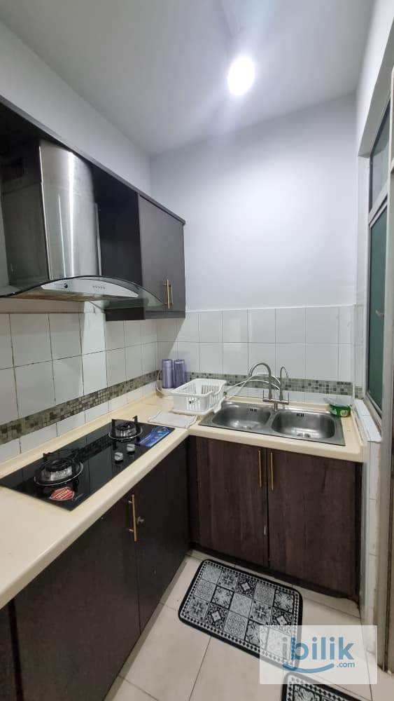 [FEMALE ONLY] Bedroom with HALAL ONLY kitchen [FREE WIFI & CLEANING] - Image 10