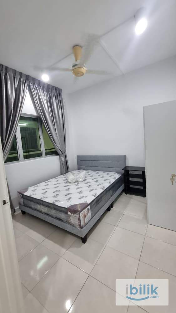 [FEMALE ONLY] Bedroom with HALAL ONLY kitchen [FREE WIFI & CLEANING] - Image 6