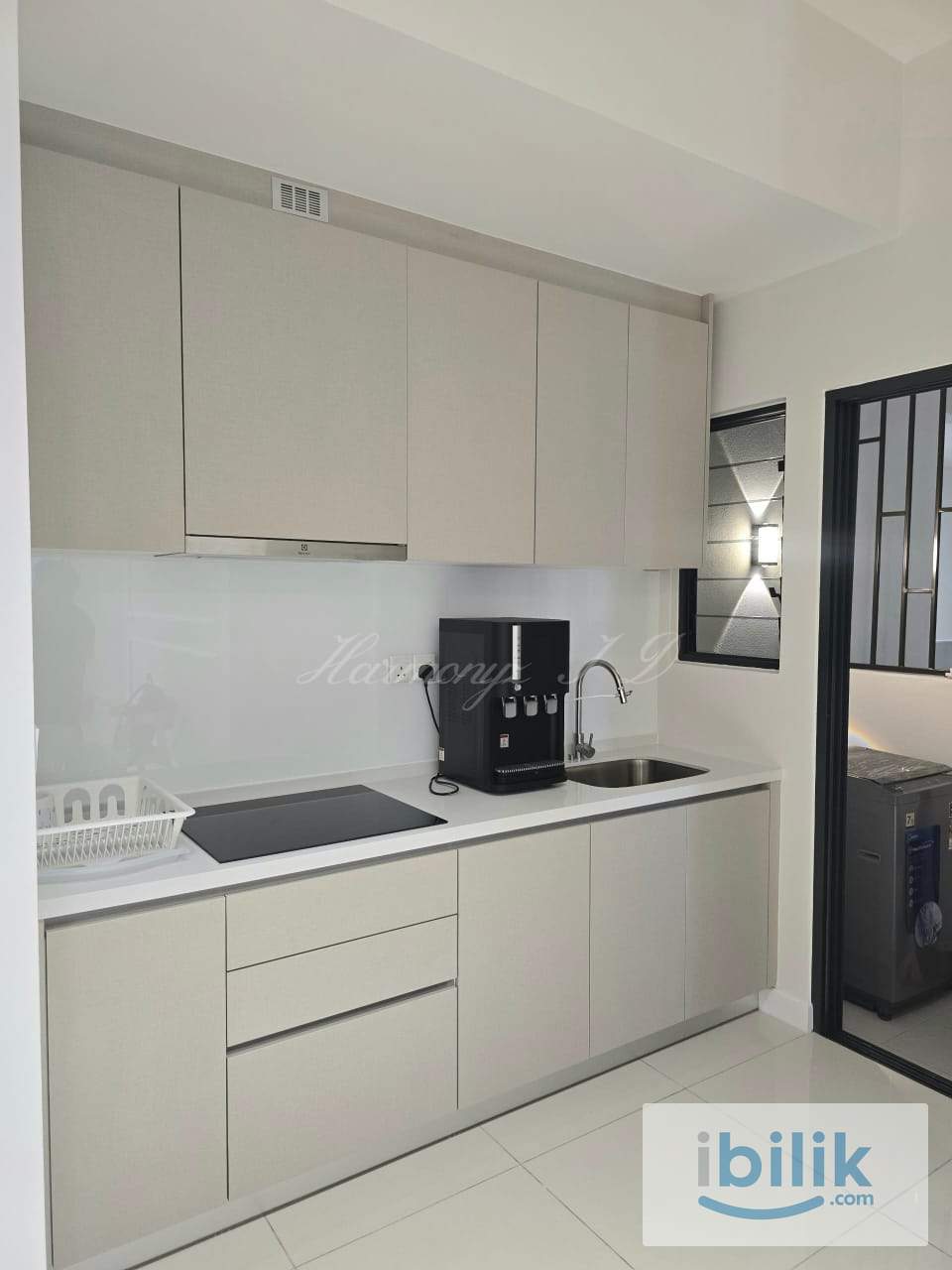 ⭐SKYLINE KL⭐FEMALE Fully Furnished Small Room For Rent -BESIDE LRT Pudu - Image 2