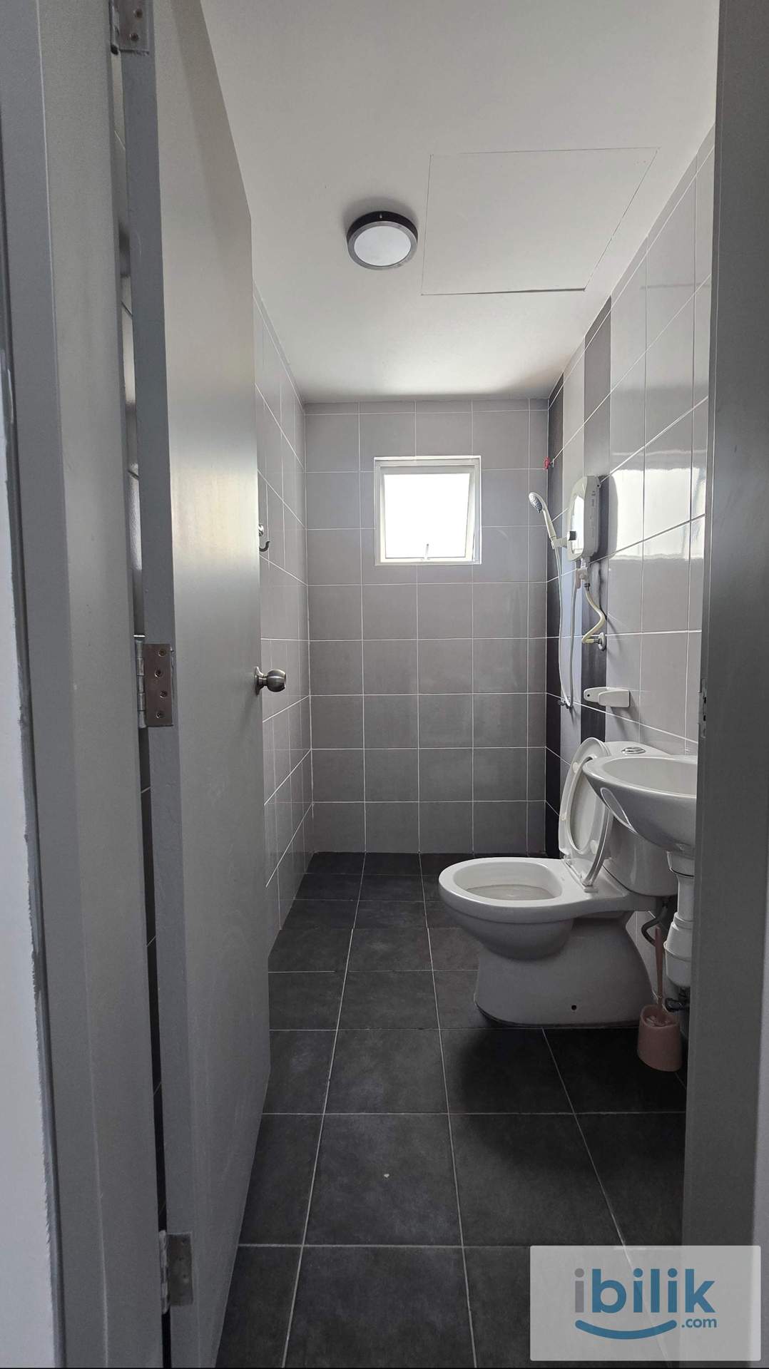 Standard Room | Queen Bed | Idaman BSP | Near MAHSA | BSP Puchong - Image 4