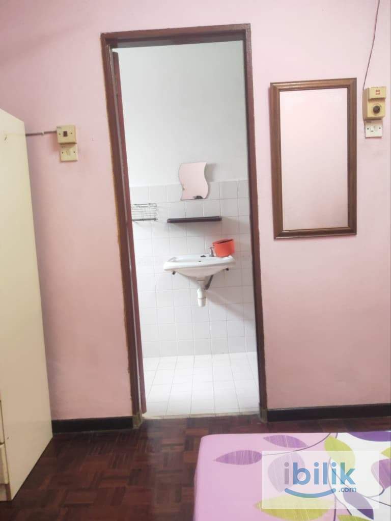 Taman Bukit Serdang Seri Kembangan Room for Rent - Image 4