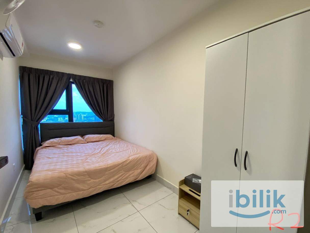 Small Single Room - Image 1