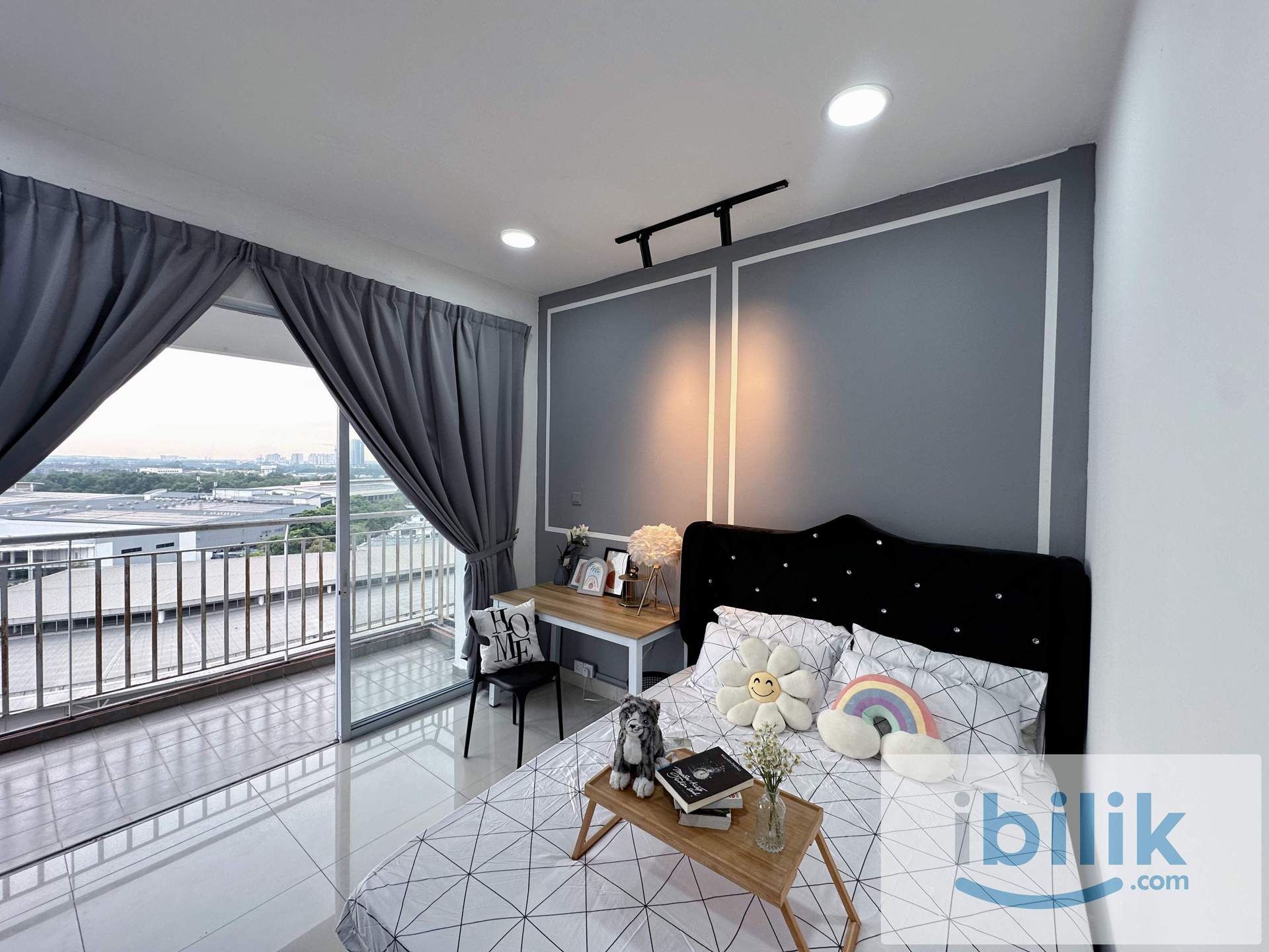 Middle and Balcony Room for Rent!!! Tepi MMU!!! - Image 1