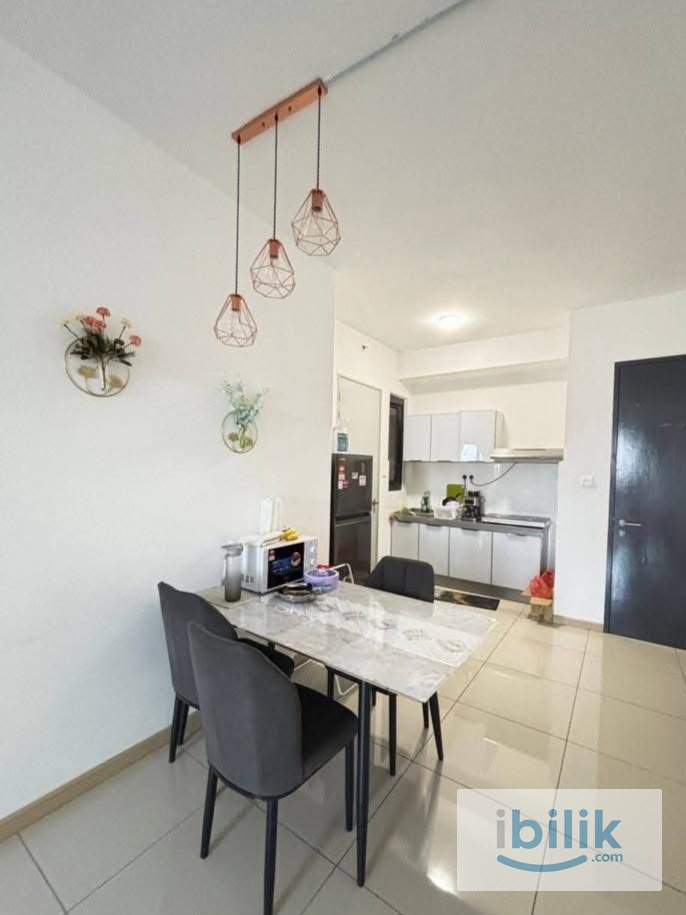 MIDDLE ROOM READY TO MOVE IN - YOU CITY III - MRT LINK BRIDGE  - Image 4