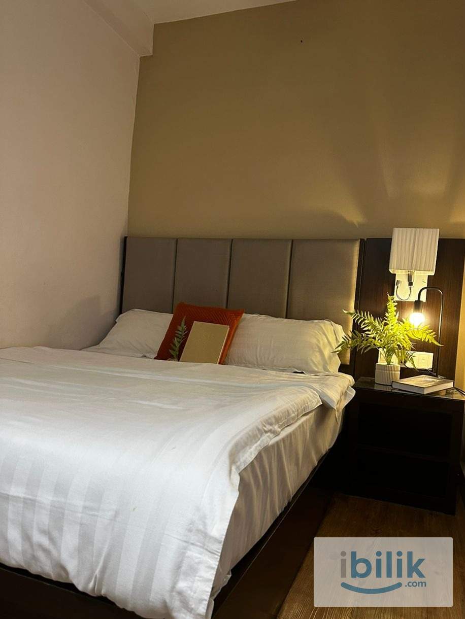 🚆✨ Co-Living Space Room | Walk to MRT & LRT | Free WiFi 🛜🏡 - Image 1