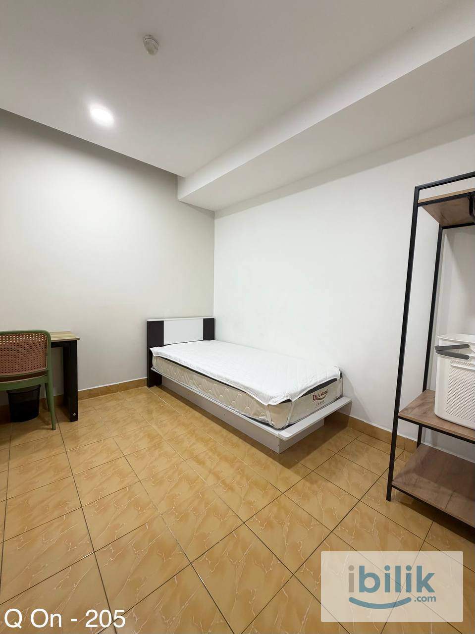 🛏️✨ Cozy Single Room @ Q On Hotel Seri Kembangan ✨🛏️  📍 Prime Location in Seri Kembangan 🚅 Near Serdang Jaya MRT - Image 2
