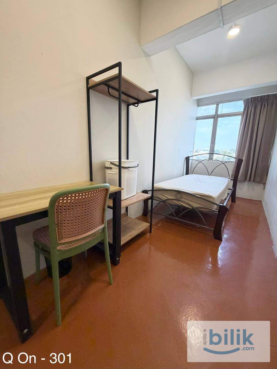 🛏️✨ Cozy Queen Room @ Q On Hotel Seri Kembangan ✨🛏️🚅 Near Serdang Jaya MRT - Image 4