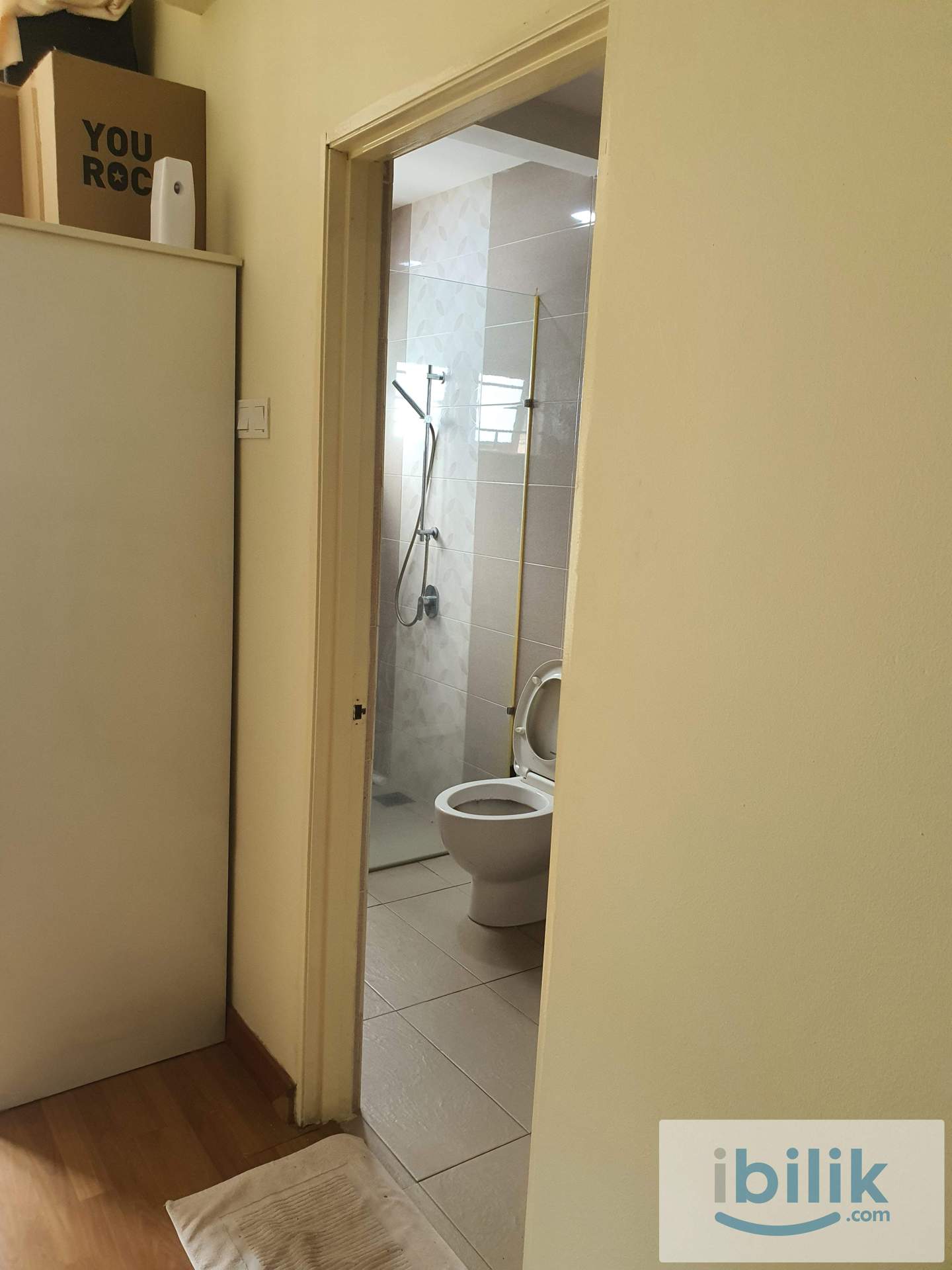 Room - Image 2