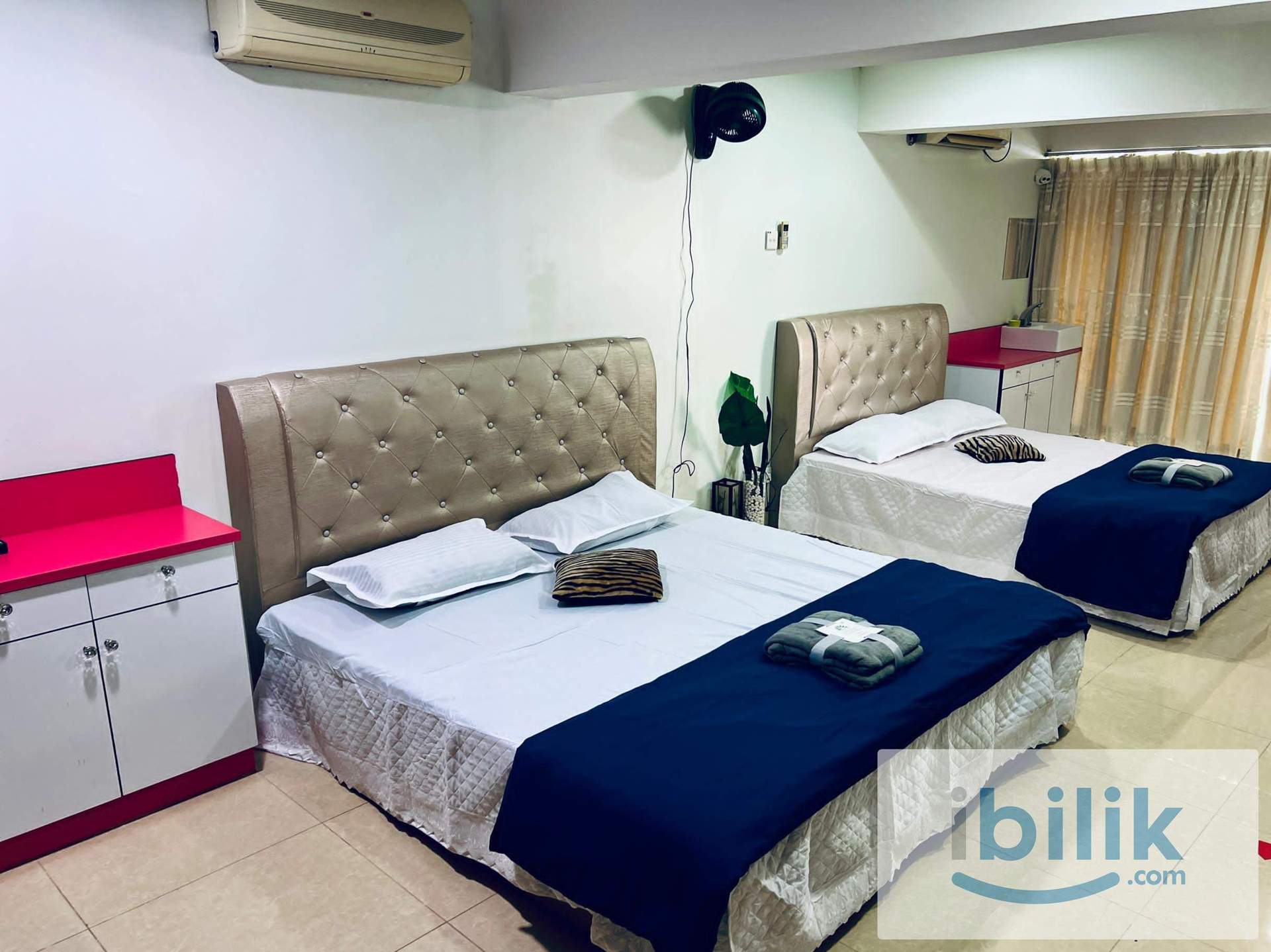 Quadruple Room City Centre Kuala Terengganu | Near KTCC & HSNZ | Shared Bathroom | Aircond | Washer Dryer - Image 1