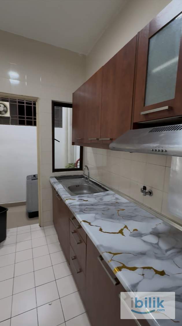 ✨ Comfortable Living for Muslim Male @ Royal Domain | Spacious Room Available - Image 3