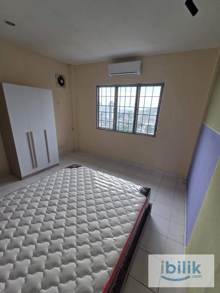 Room for rent - Image 2
