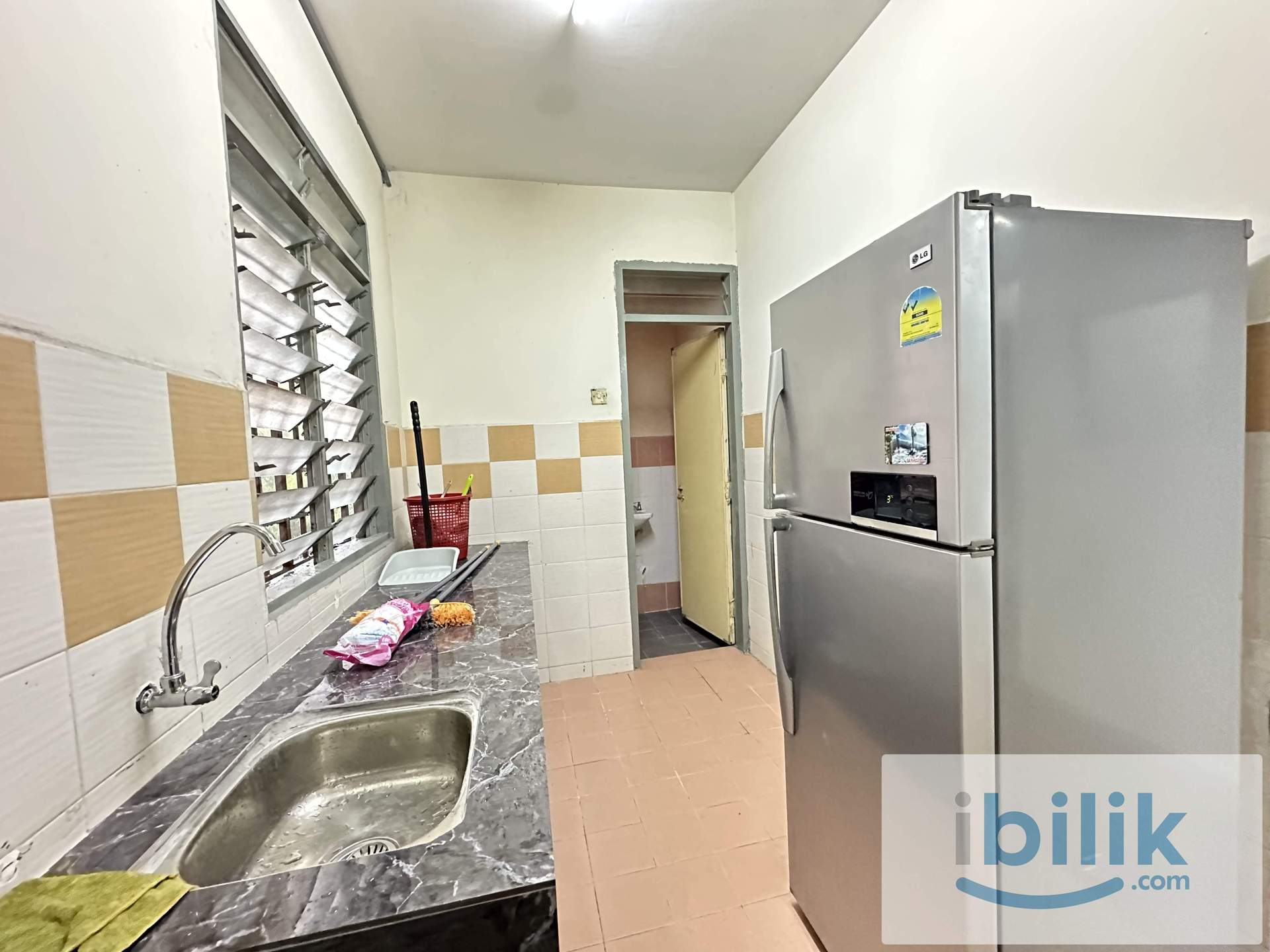 Master Room (Non-Attached Toilet) - Image 5