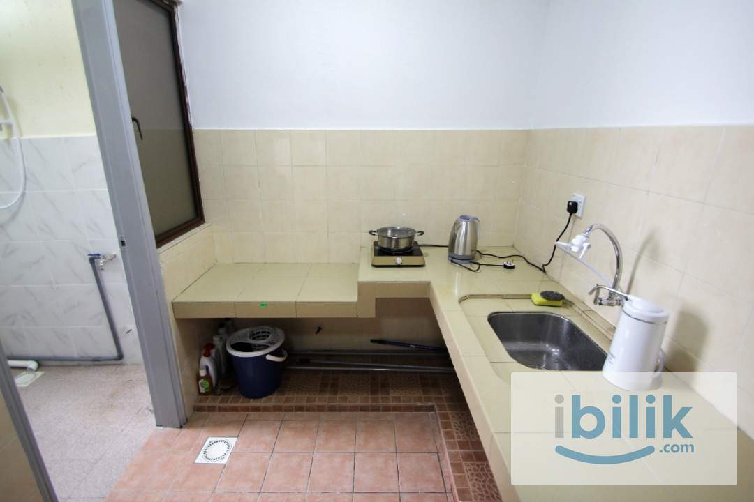 Include Utilities🌟Walking Distance to MRT🚆Single bedroom with fans only located in Palm Spring, Kota damansara - Image 9