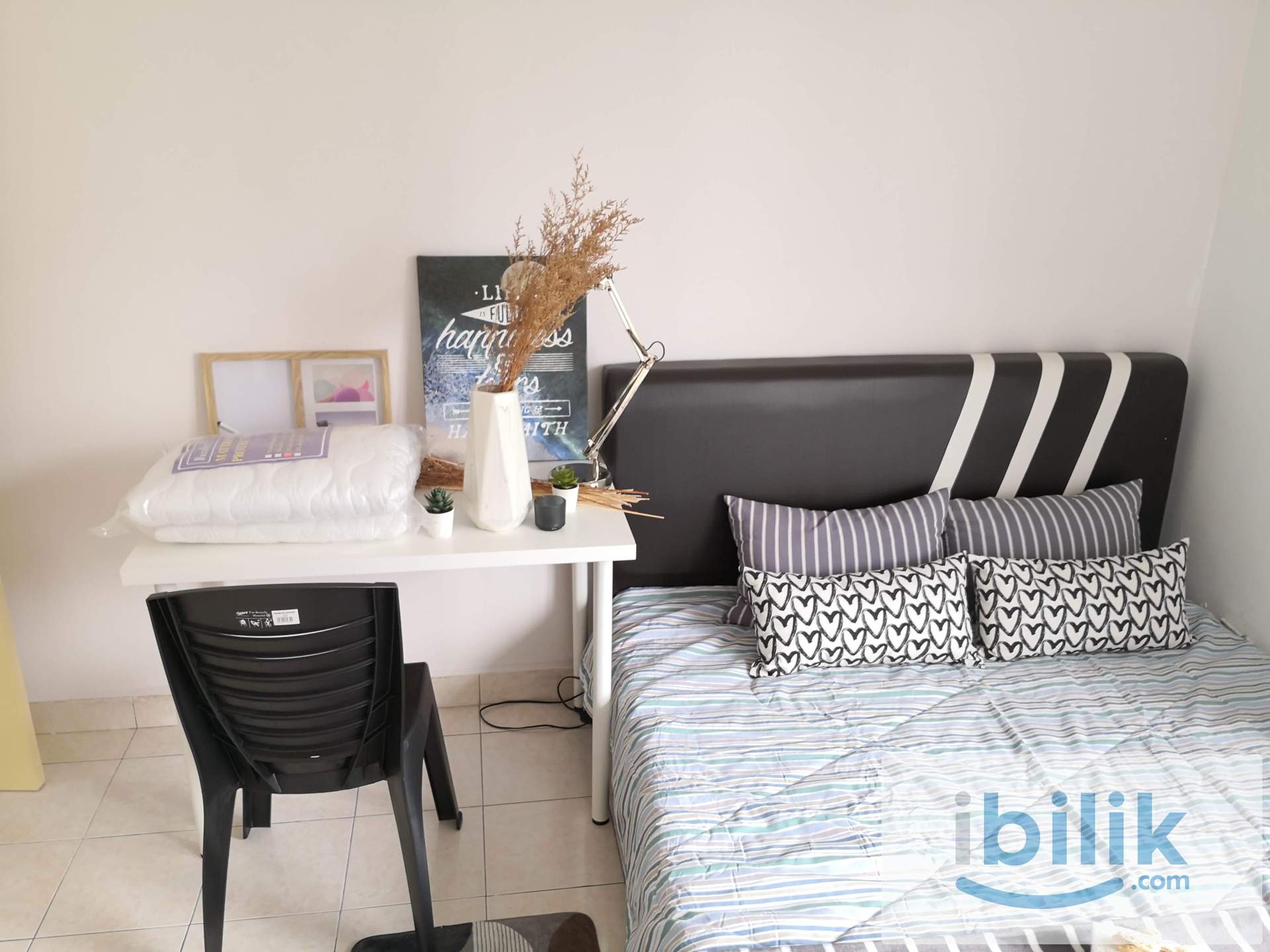 Promotion Price🌟Include Utilities✅Fully Furnished✅Balcony Middle Queenbedroom with AC located in Palm Spring - Image 1