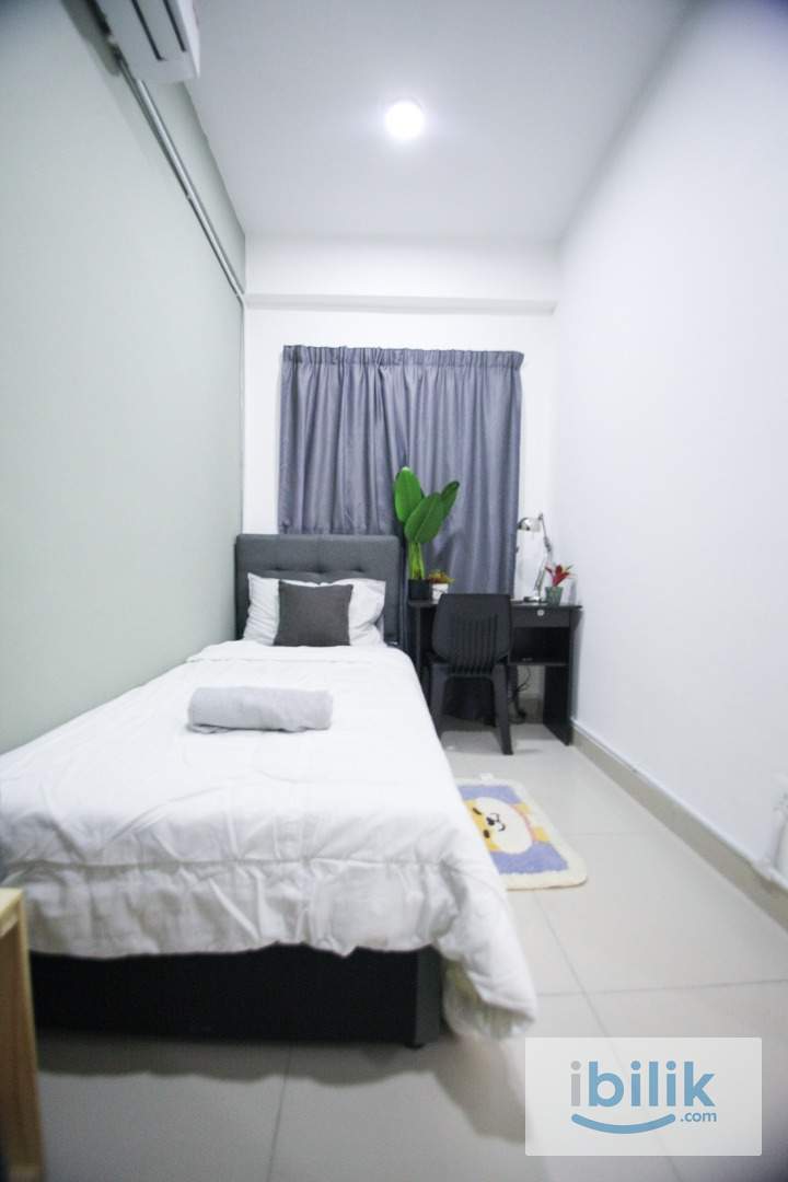 Include Utilities✅Walking Distance to MRT🚆Single bedroom with windows and AC located in Casa Residenza, Kota damansara - Image 2