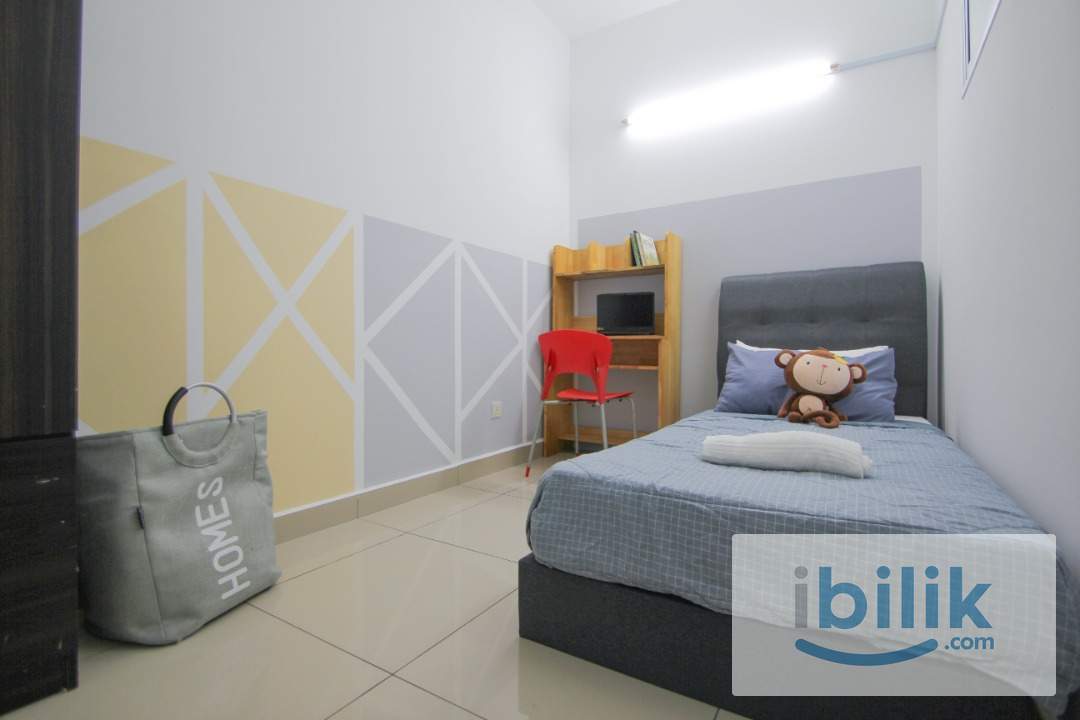 Promotion Price✅Beside SEGI UNI🏬Walking Distance to MRT🚆Single bedroom with fans only located in Casa residenza - Image 4
