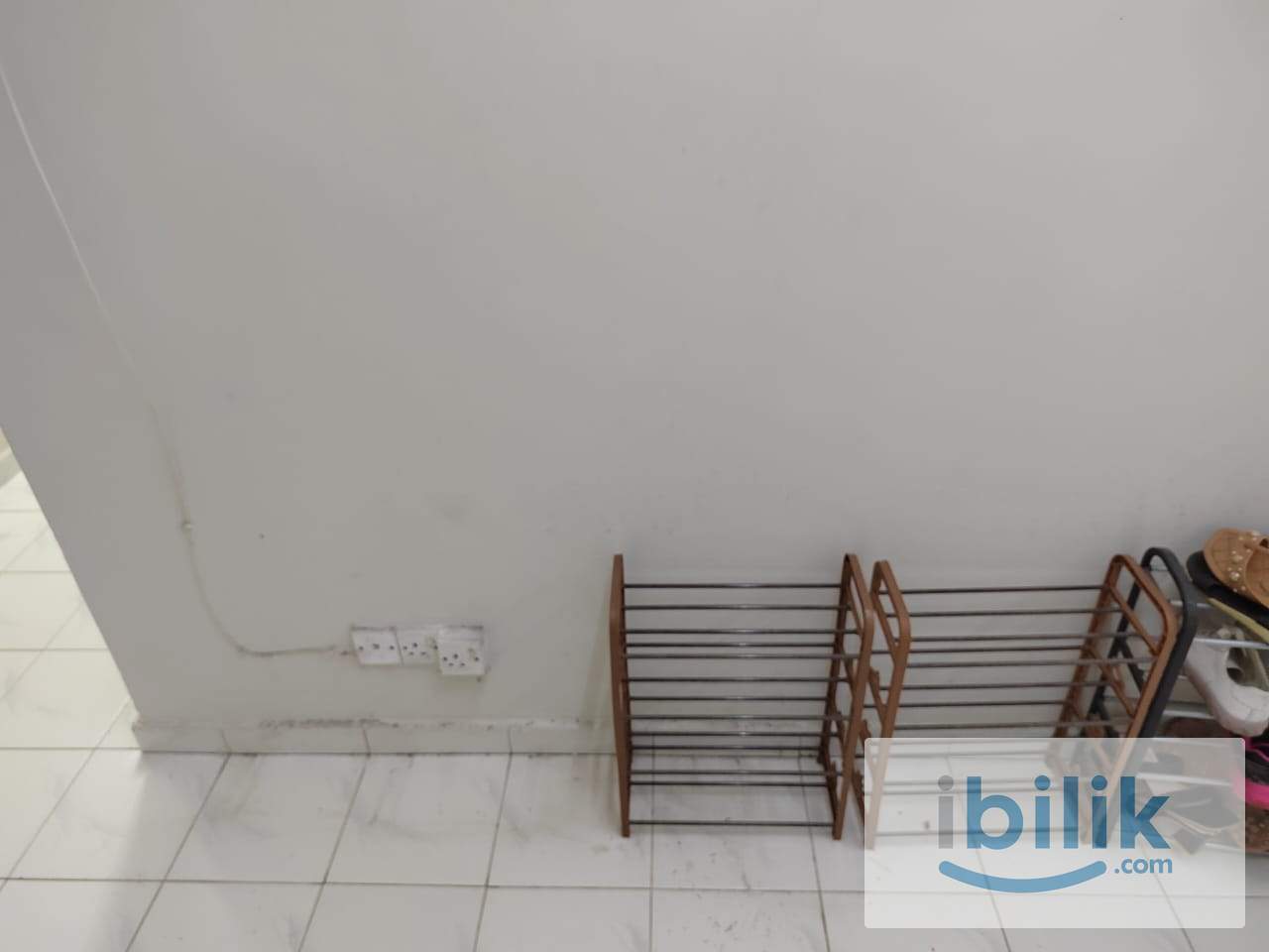 Walking distance to Lrt🚆Include Utilities✅Middle Queenbedroom with AC located in D'Aman Crimson, Ara damansara - Image 8