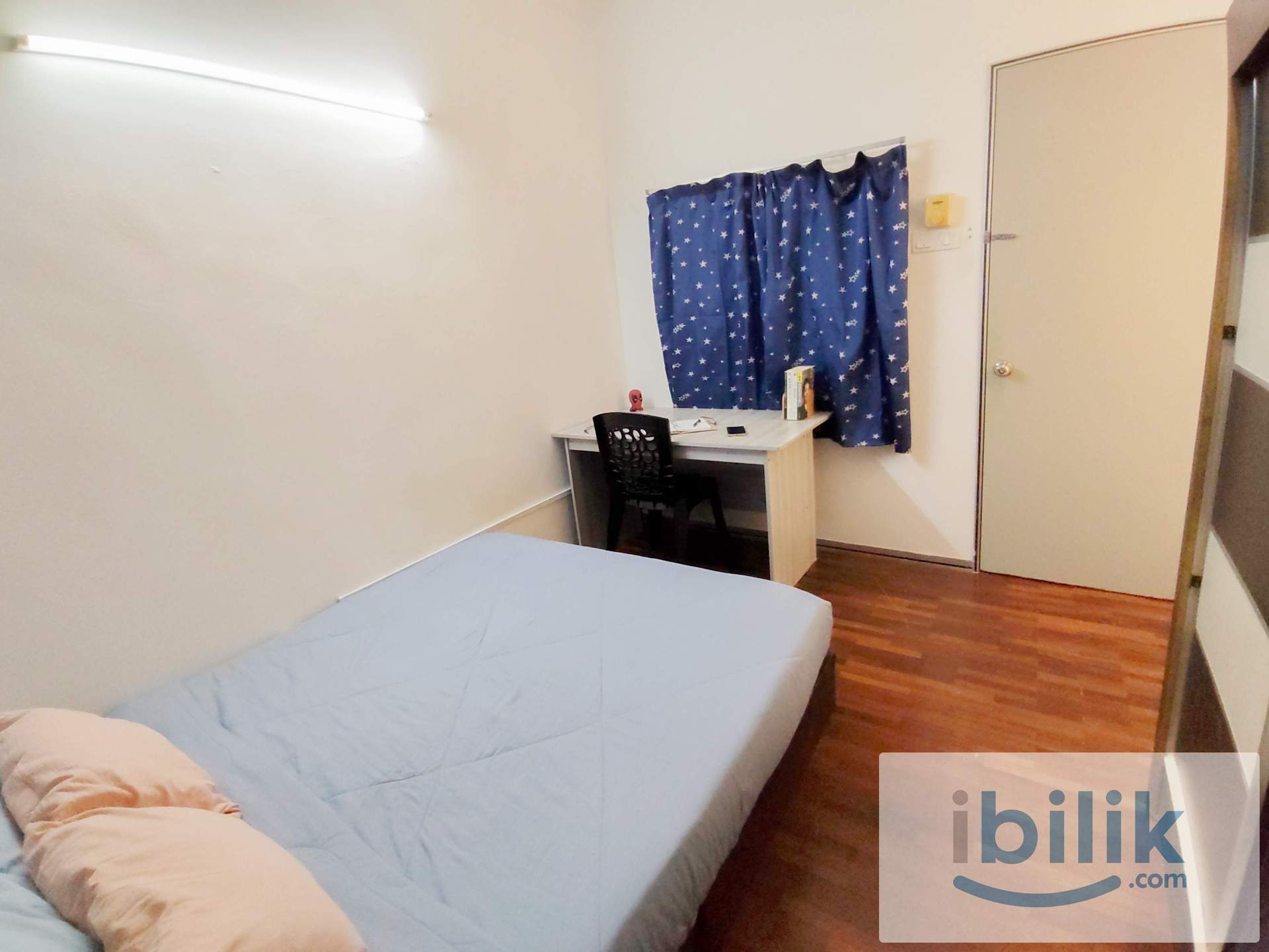 Promotion Price✅Including Parking🚗Middle Queenbedrooom with windows and AC Located in Subang Bestari - Image 6