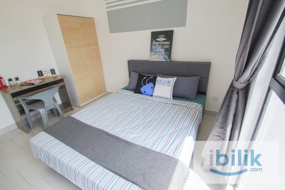 Include Utilities✅Fully Furnished✅Middle Queenbedroom with windows and AC located in Astetica Residence - Image 6