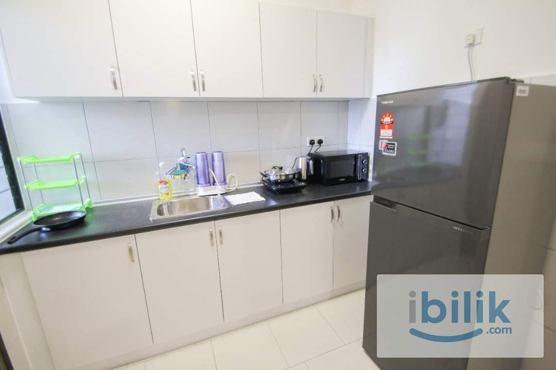 Include Utilities✅Fully Furnished✅Middle Queenbedroom with windows and AC located in Astetica Residence - Image 8