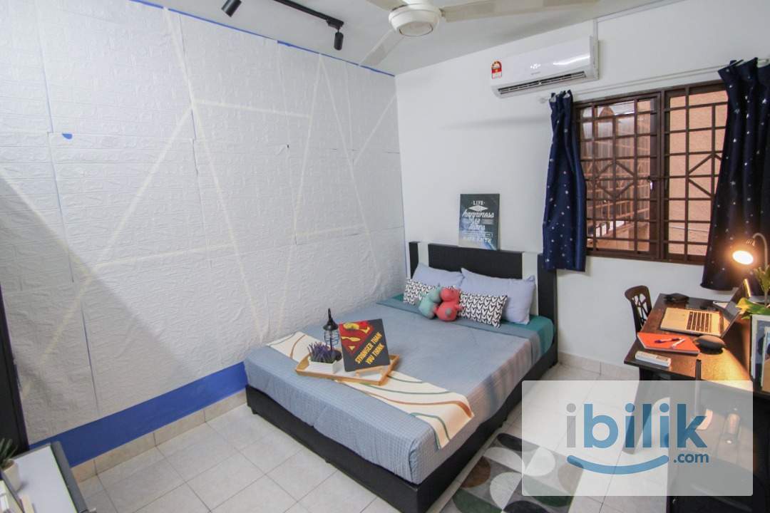 Include Utilities✅Fully Furnished✅Middle Queenbedrooom with windows and AC located in Palm Spring, Kota damansara - Image 3