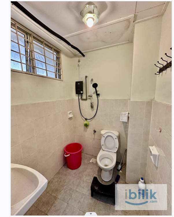 Fully Furnished✅Beside MRT🚆Master Queenbedroom with private bathroom located in Fortune Avenue - Image 6