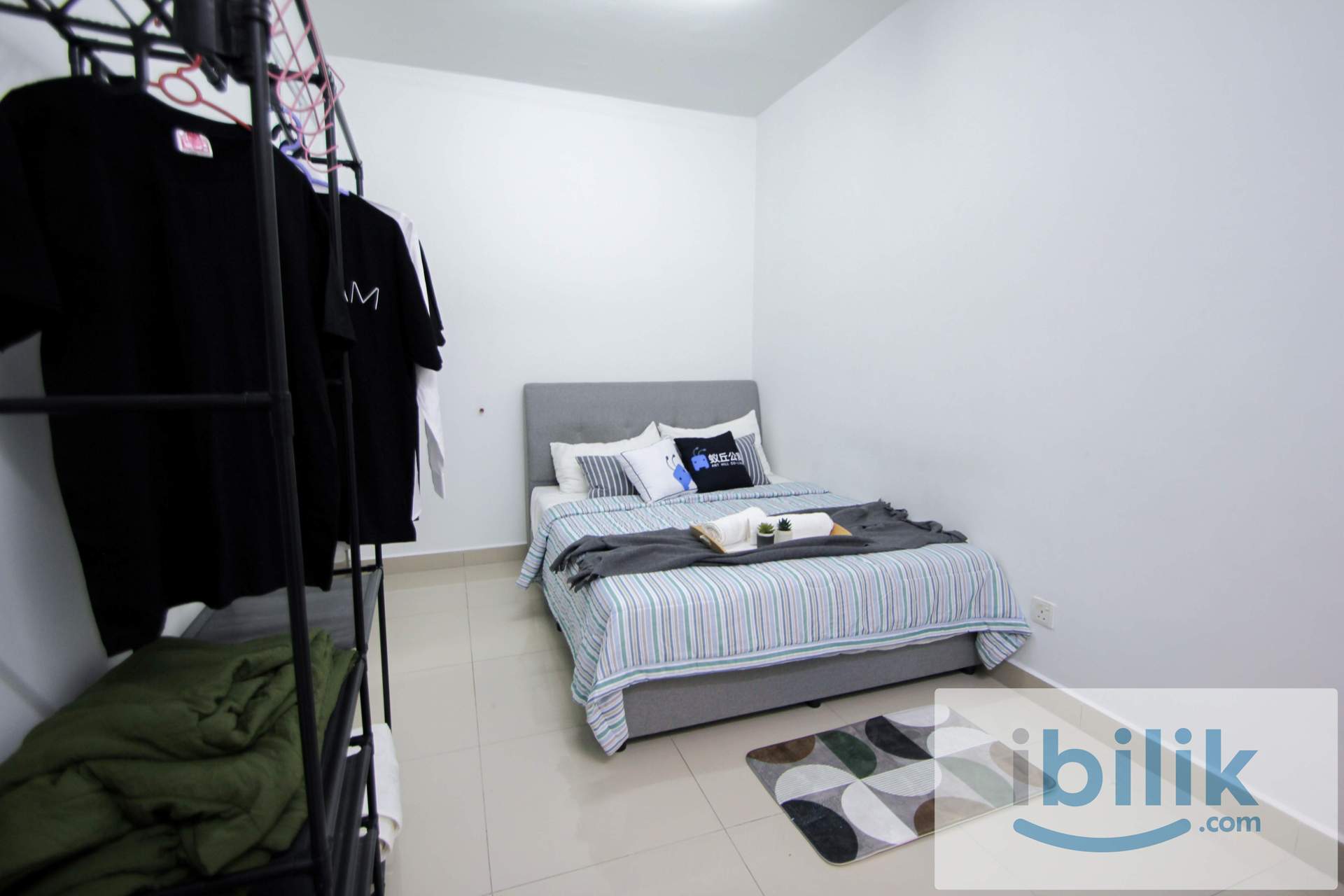 {Near MRT}Medium Queen Bed Room Casa Residenza Kota Damansara@ SEGi University, IOI Damansara Thomson Hospital - Image 2