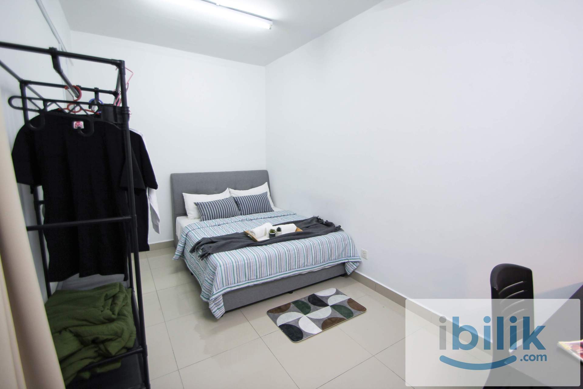 {Near MRT}Medium Queen Bed Room Casa Residenza Kota Damansara@ SEGi University, IOI Damansara Thomson Hospital - Image 7