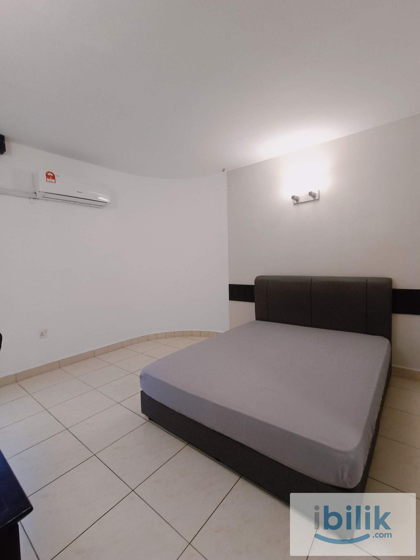 Bilik Sewa Konsep Hotel 🏨 Zero Deposit • 5 Minit jalan kaki ke CIQ • Terus Masuk - Image 2