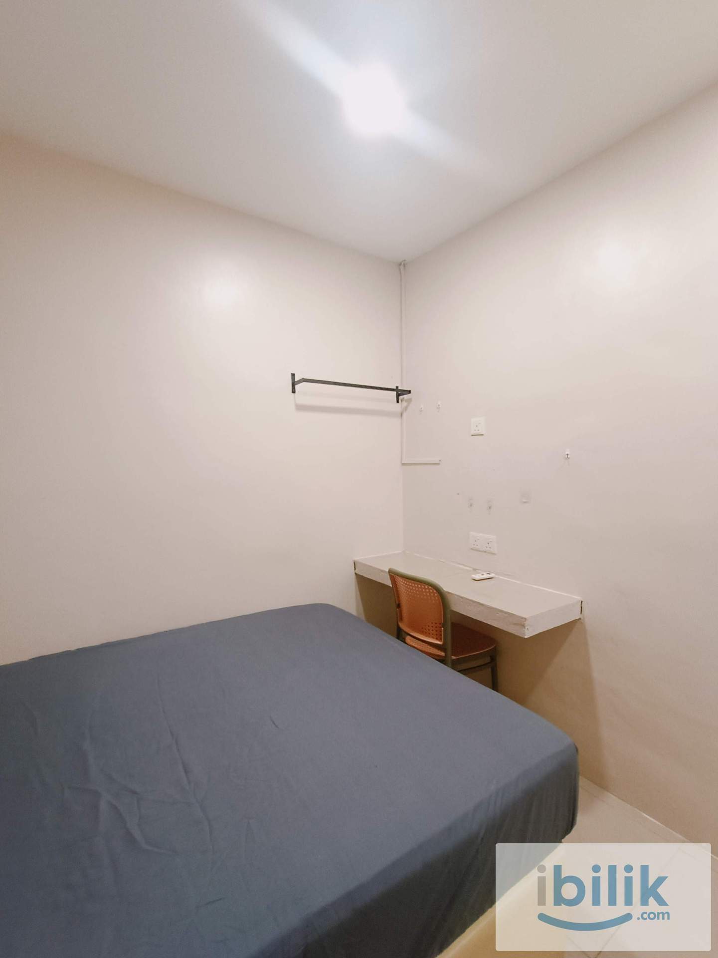 💸 Murah Gila! Bilik Sewa Rumah Landed Queen Bed Private Toilet | Dekat KSL Mall 🏙 - Image 5