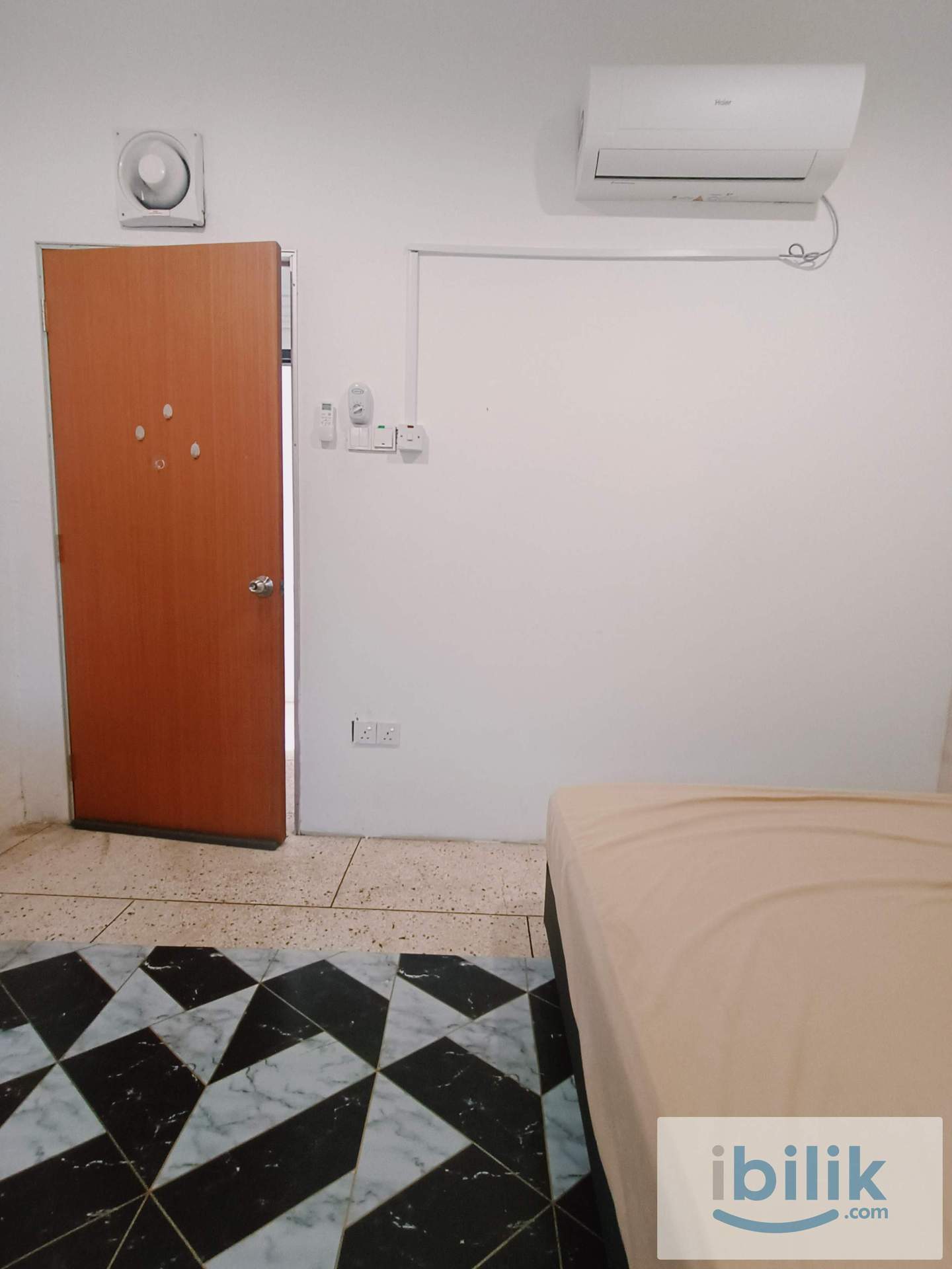 💥 Bilik Sewa Konsep Hostel | Low Deposit + Promo Available 🚿 Walking Distance to CIQ - Image 8