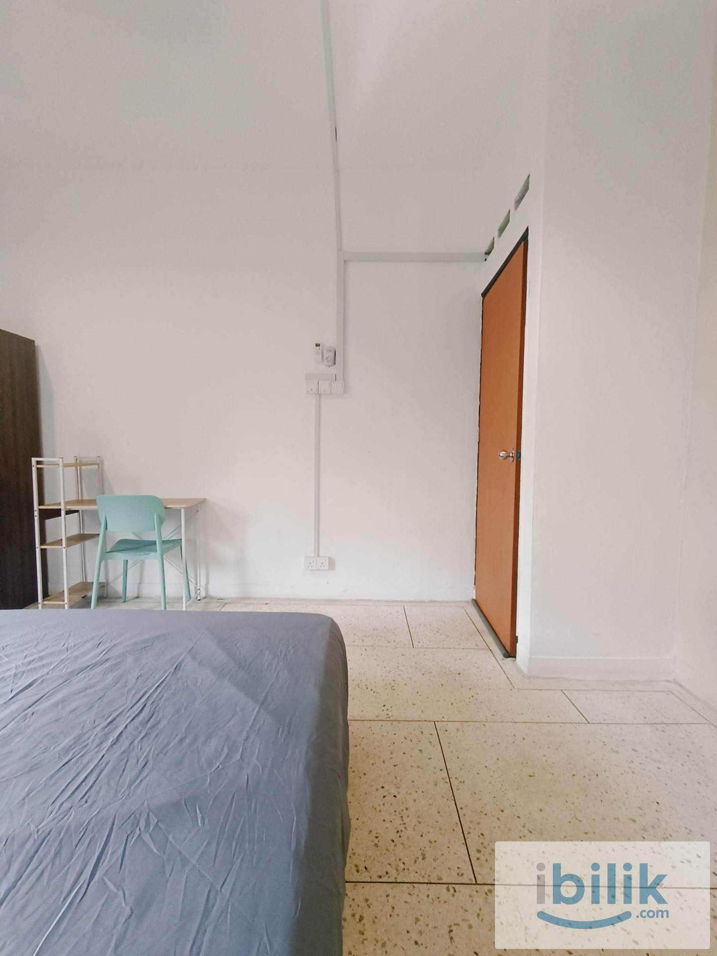 💥 Jim Quee Residence 🏠 Private Room + Window 🚿 Move In Now! - Image 4