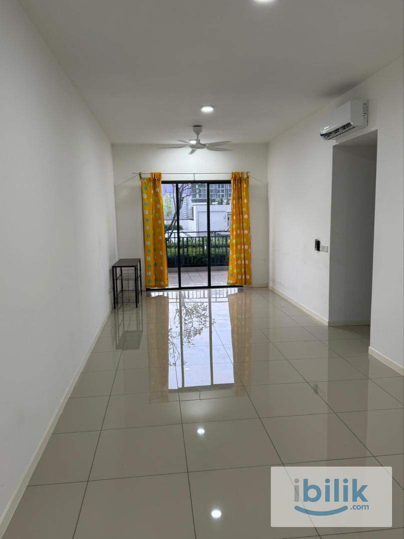 Savvy Riana Dutamas 3R2B | Big Balcony | 2 Side-by-Side Car Parks - Image 5