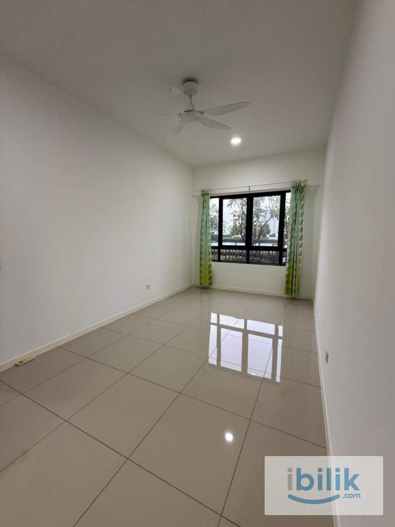 Savvy Riana Dutamas 3R2B | Big Balcony | 2 Side-by-Side Car Parks - Image 6