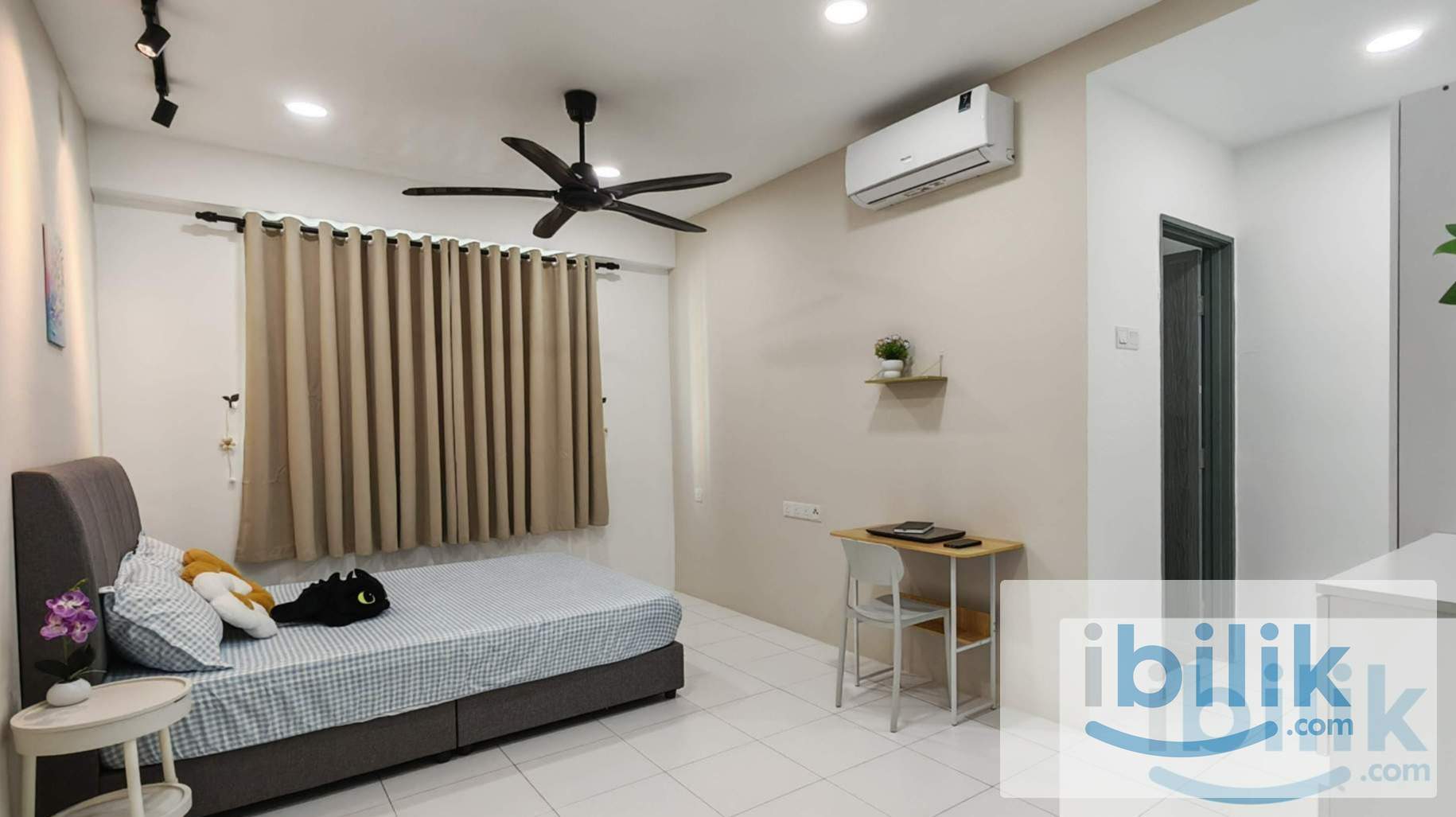MASTER ROOM at Palma Laguna | Chinese Female Unit - Image 1